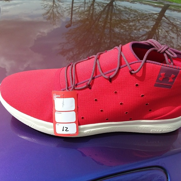 Under Armor - Picture 2 of 3